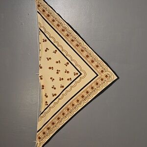 Triangle Scarf